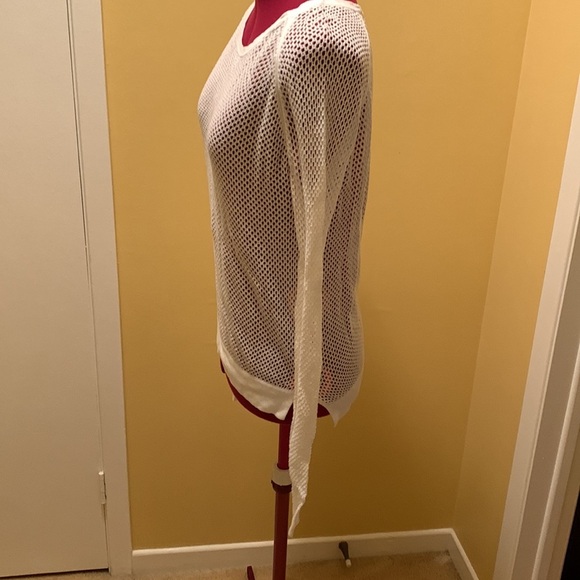 Gilbert Long Sleeve Mesh Top - Picture 6 of 11